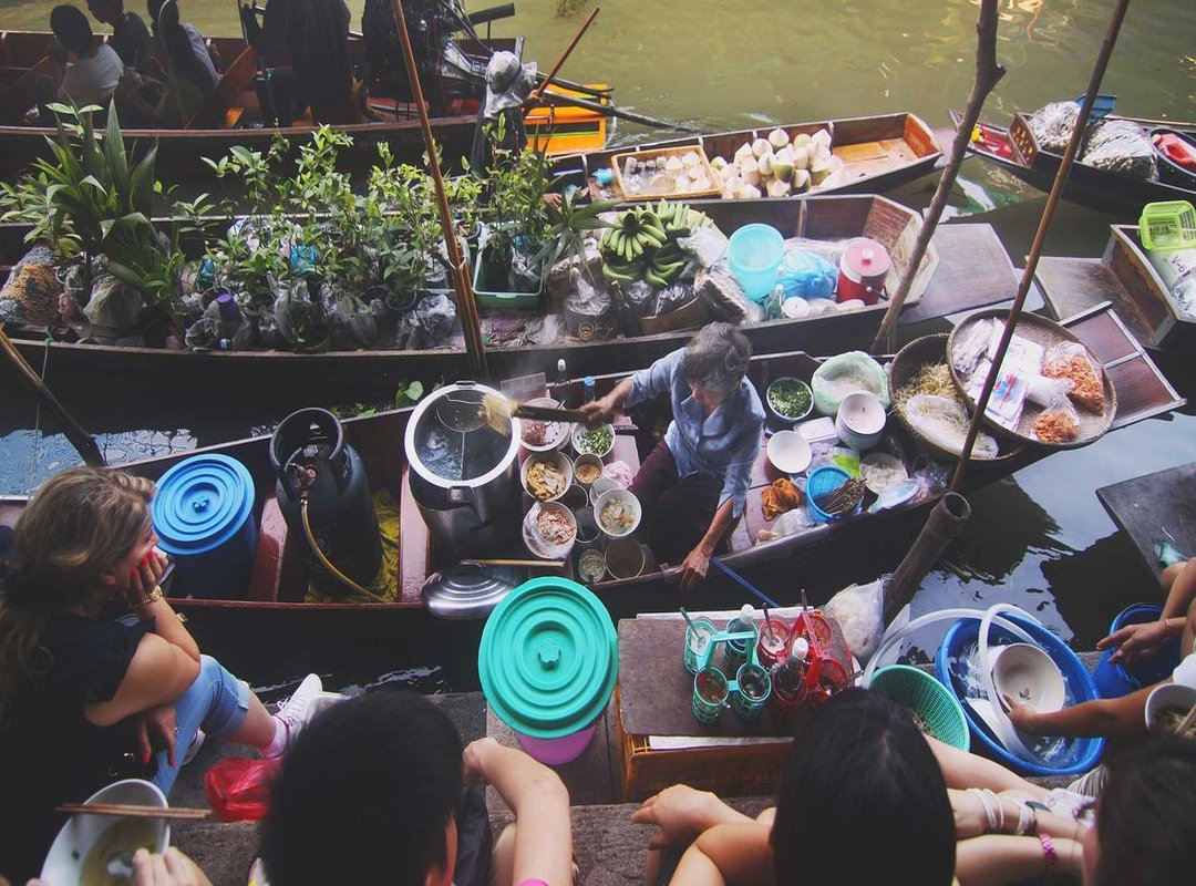 Official Sources vs. Scanlations: What to Know